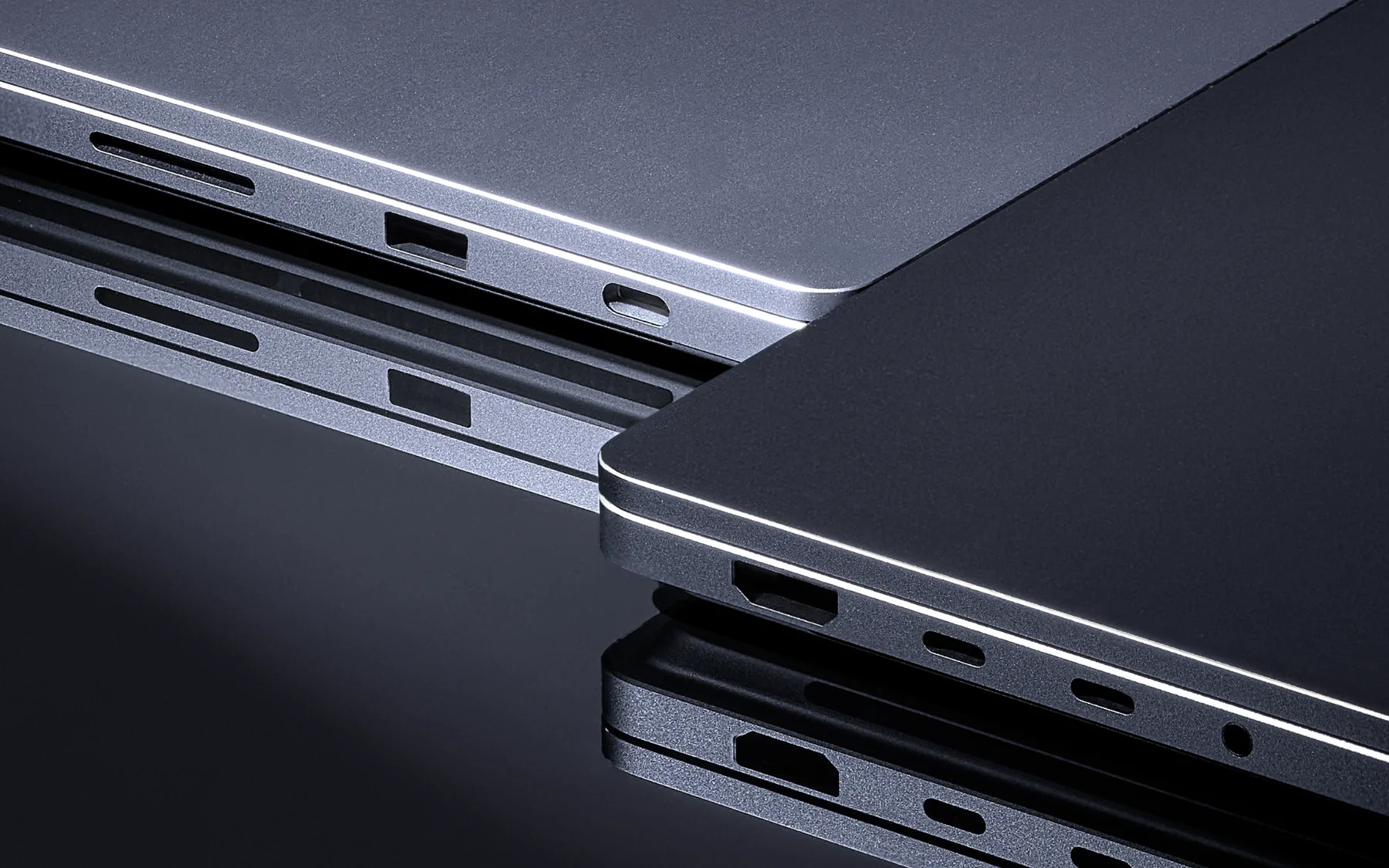 Porturi Surface Laptop Ultra